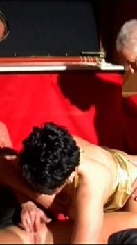 sakht nanga naach charam chudaee, kaamuk kutiya aur bare sakht land