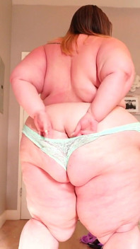 SSBBW ลองใส่ชุดชั้นใน