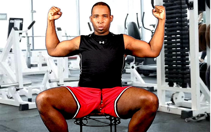 Blkbamaboi73: Adorando os músculos de Chris