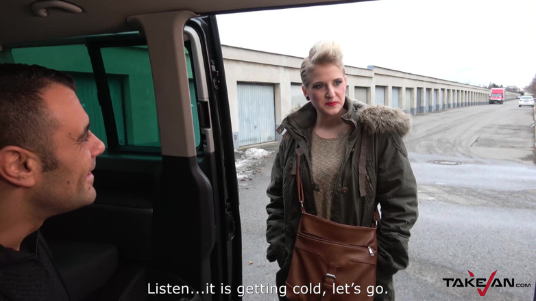 Take Van: Chica loca del punk rock necesita una montada y ama...