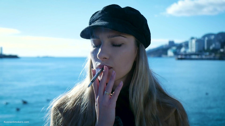 Russian Smokers: Outdoors Smoking with Beaty Russian Girl 1