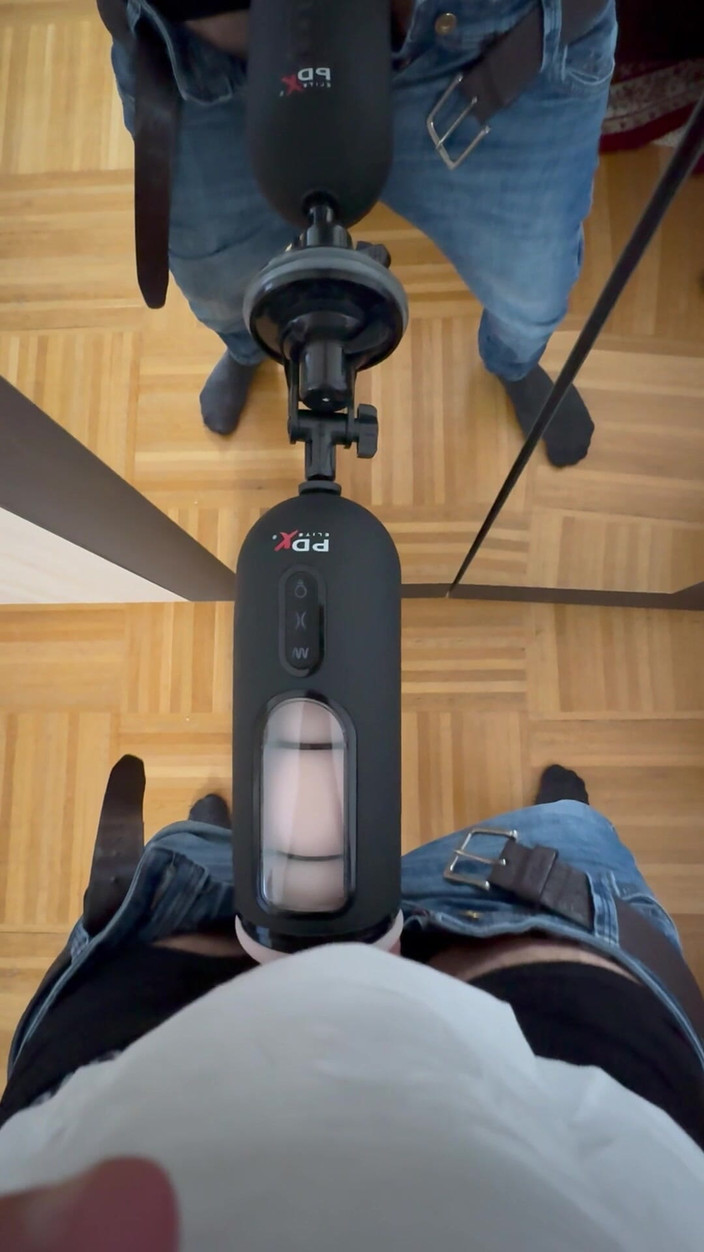 Demeter peter: Mléčný stroj šuká