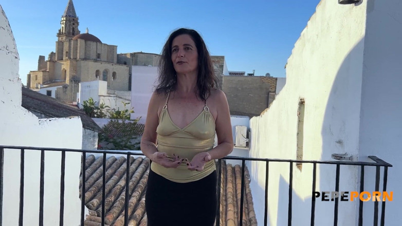 PepePorn: Noemi Picara Needs More Than One Cock! an Amazing Cougar...