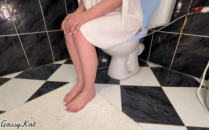 GassyKat: Mijn eerste toilet schetenvideo