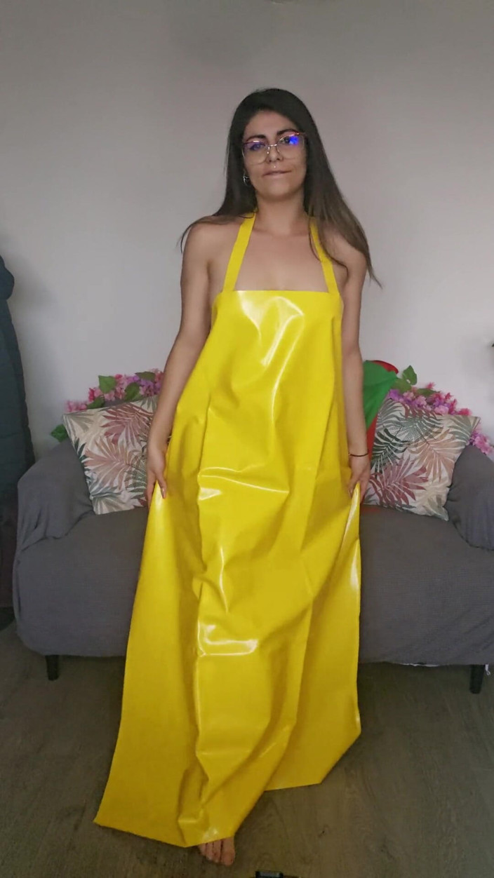 MiaNIqab: 92. Regina șorțului testează aprons Mia Niqab