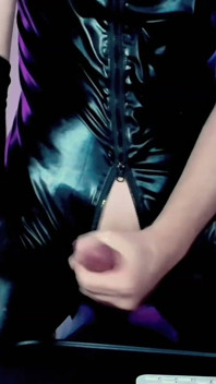 Cum-soaked Hand Job Fuels Wild Latex Dream