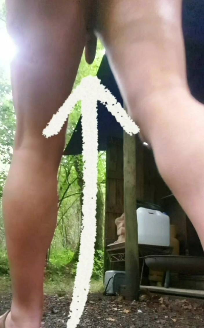 MaleModel: Cur gol de camping