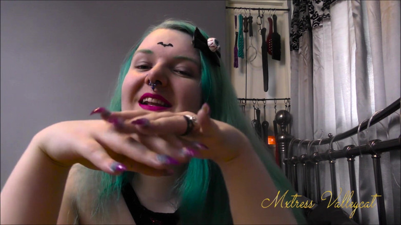 Mxtress Valleycat: Jalea y cambio de color de uñas