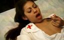 Latin Bang: Super gostosa latina enfermeira está se divertindo hardcore com um...