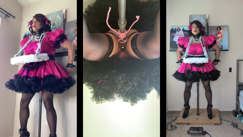 Sissy Candy: Người giúp việc phục vụ với khay phục vụ của...