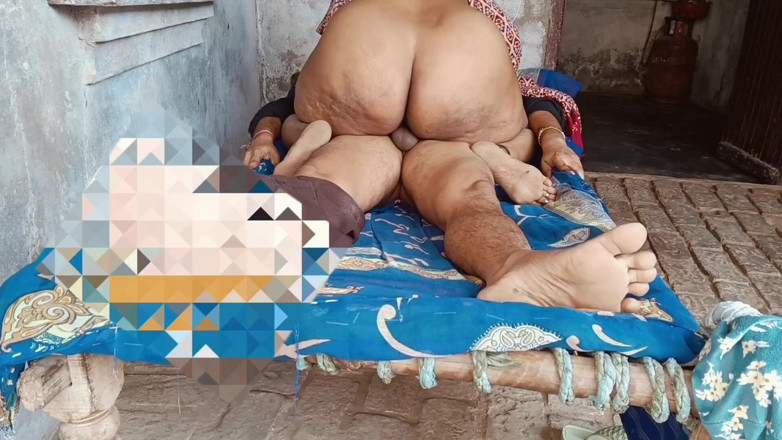 Veermati: Tante lud mich zu ihrem haus ein und stellte ihren...