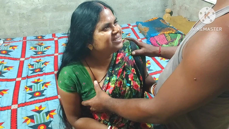 Raju Raju: Un beau-frère et une belle-sœur indiens se font baiser à poil...