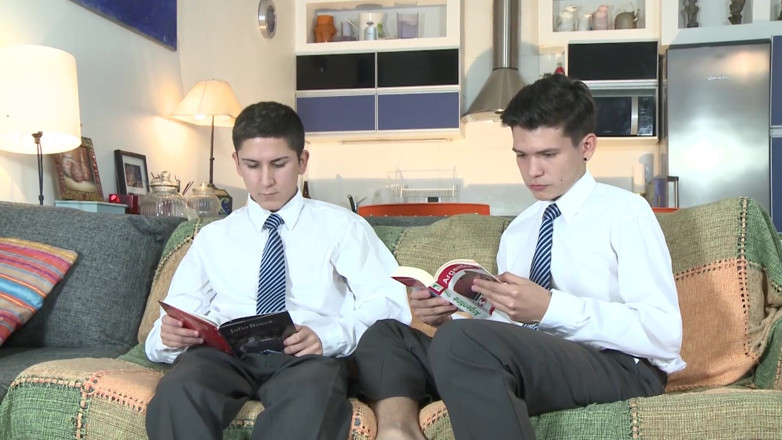 Bad Boyz: Two teen gay hotties having sex