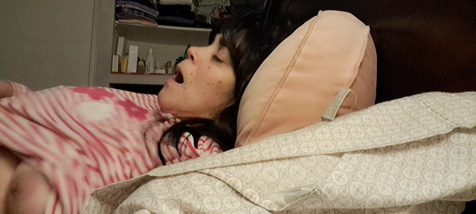 Mommy big hairy pussy: Stiefmutter stell sich vor, es ist ein traum und es...