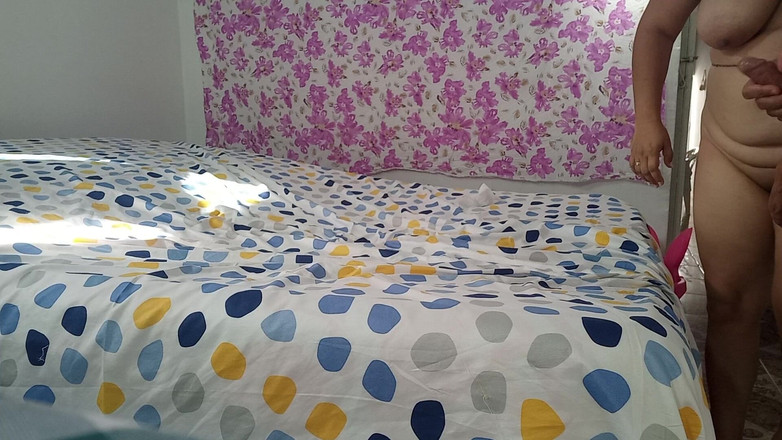 Valkyrie and Luigy Couple: Jolie mariée à la gorge profonde