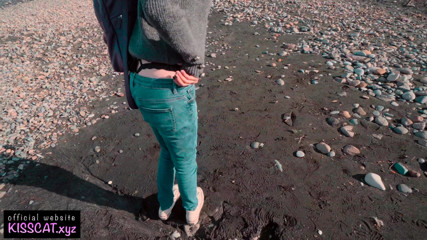 KissCat: Vero sesso a pecorina con ingoio di sperma - agente