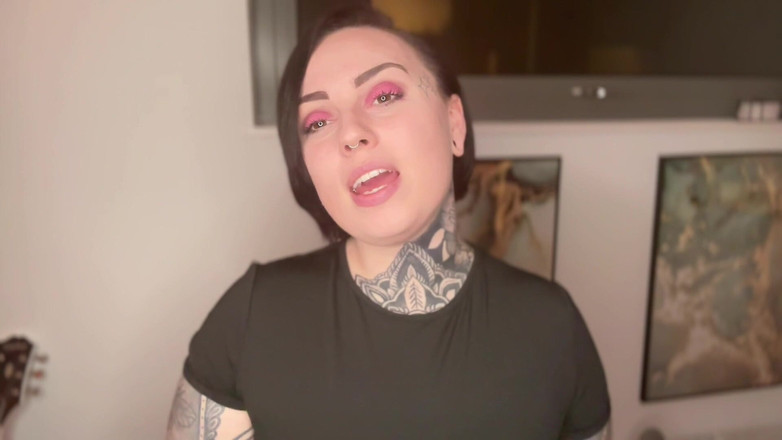 Miss Valentina: Mostrami quelle mutandine