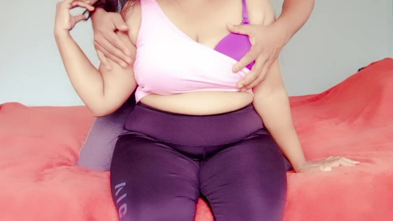 Your Arya: デシ・バービーは義兄のペニスを口に含んだ