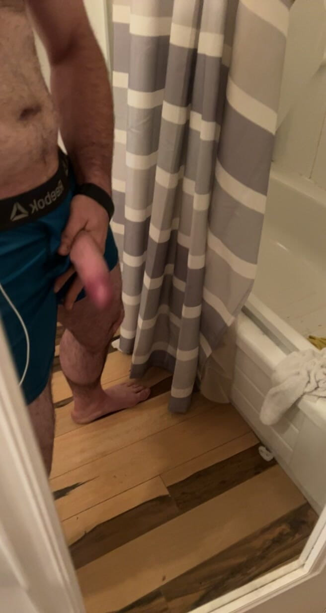 Whitezilla Studio: 弹跳的大鸡巴