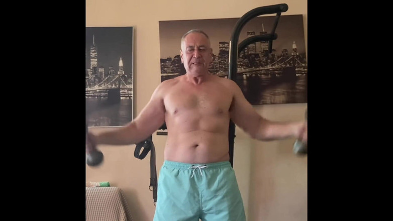 Alex Art: फिल्म764333