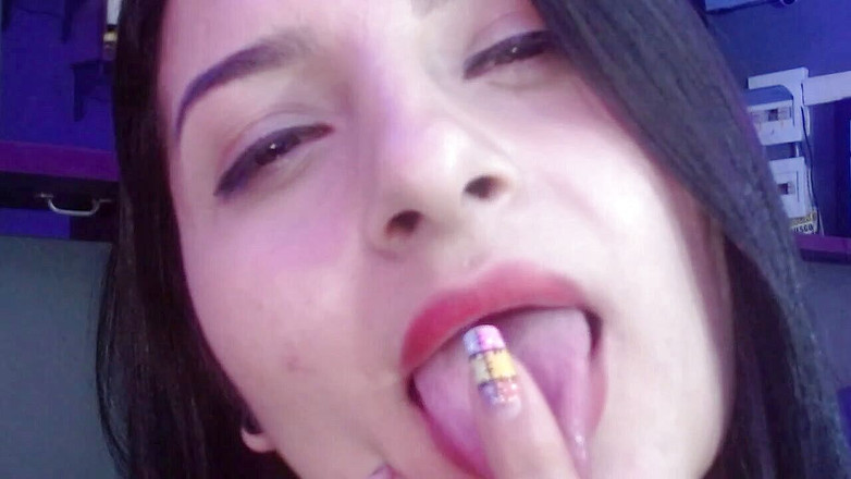 Tamara Russo: Czerwone wargi