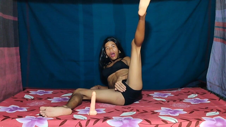 Assam_GAYsex: Hodně jsem si užila sex ve videohovoru s mým přítelem