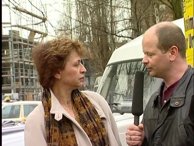 Lucky Cooch: Buitenshuis interview met rijpe dame