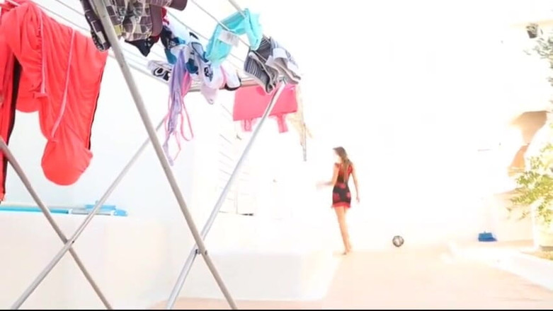 Watch4beauty: Một tuần tội lỗi ở Hy Lạp