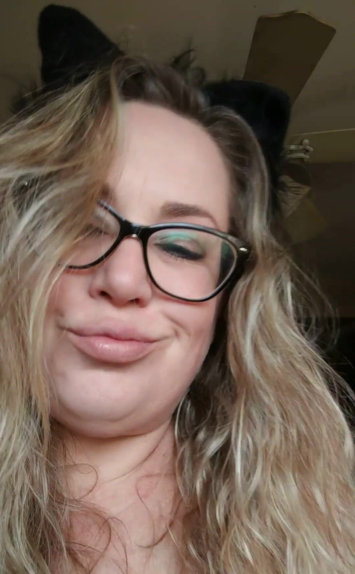 Lily Bay: Meeeeeeooow. LilyBay73