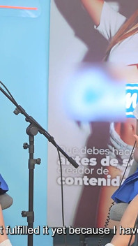 Awek Argentina miang Paulibelen & Paurojas pergi liar menunggang mesin kongkek bersama sehingga mereka mencapai orgasme!