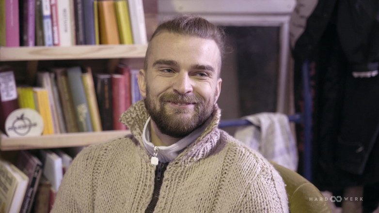 HardWerk: Yoga Bang, Bts