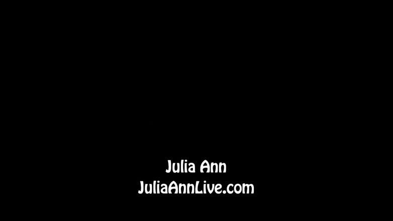 Julia Ann: ดิลโด้ดําใหญ่ของกู