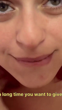 Ho scopato l'amica rossa infedele della mia sorellastra e le ho fatto bere il mio latte