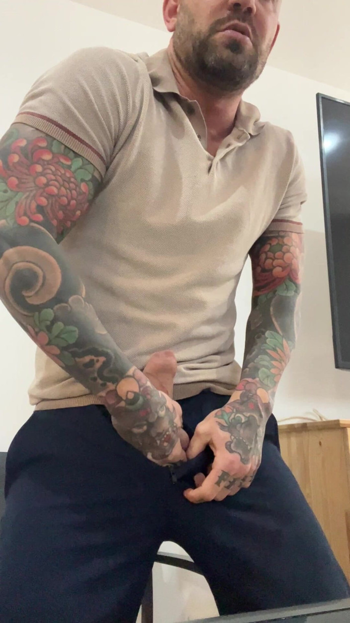 Juan Lucho Gay: Cha dượng tốt sục cu