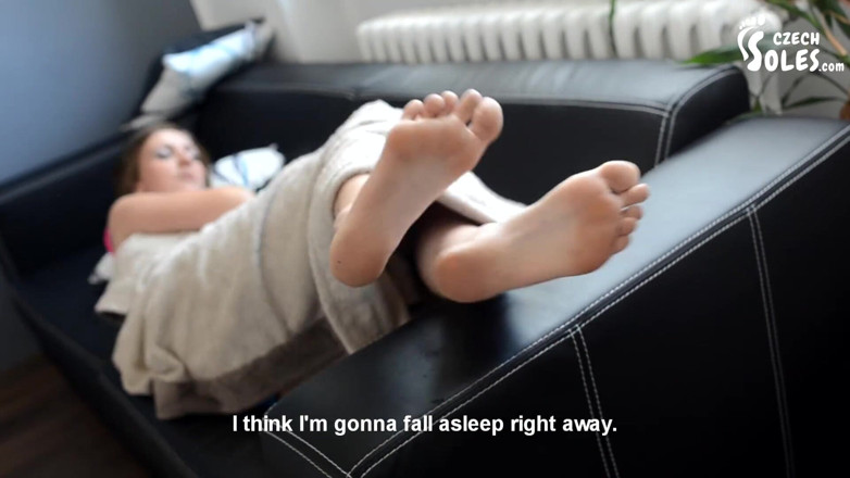 Czech Soles - foot fetish content: Piedi sporchi e infradito