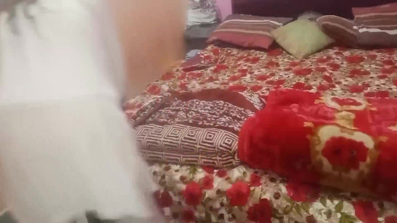 SHAKRATASNEEM: Dasi seksi kız kardeş erkek kardeşiyle çok seksi sikişiyor