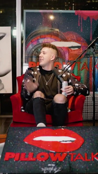 Brad Sousa îl întreabă pe Jake Paul cum gustă D* ck!! (Tana Mongeau Drama)