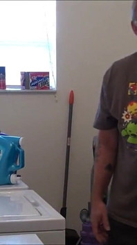 Daddys Dirtier Laundry! (hd Wmv)