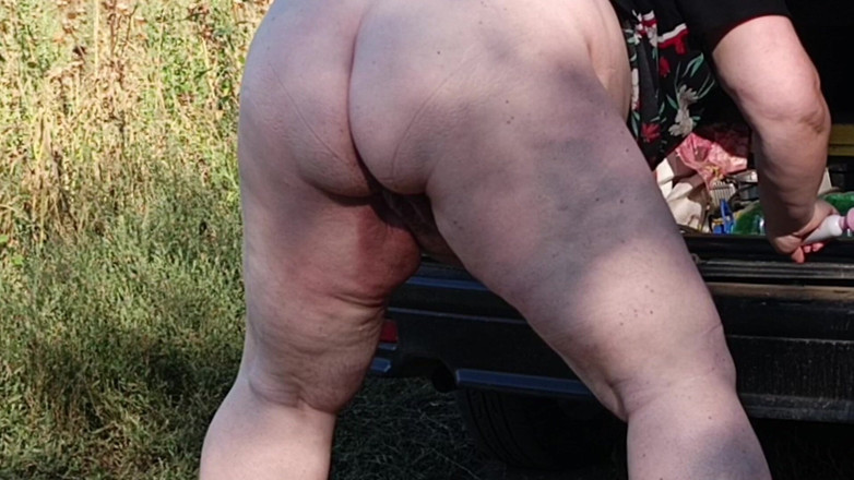 Zona901: Stepmom Gets Lots of Orgasms with Squirting