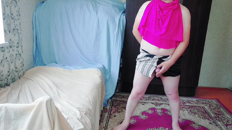 Kitty_Cross: Ben bir oğlan seksi pembe göt kısa mini etek büyük...