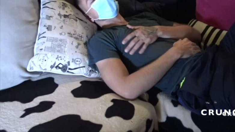 Sneaker gay: Fucked Raw by His Best Friend