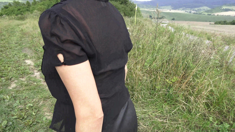 Wanilianna: Bugil di Pegunungan Slovakia