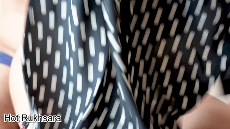 hot_rukhsara: Hintli Ateşli Desi Sürtük Yarağa Biniyor Ve Müşterisiyle Sert Sikişiyor