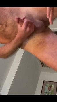 Twitter Fan Version of Guy Fucking a New Fan and Squirting