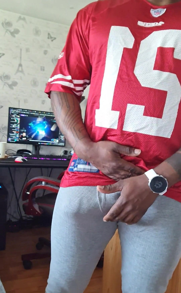 Amadeus: このシャツ持ってるの忘れてた