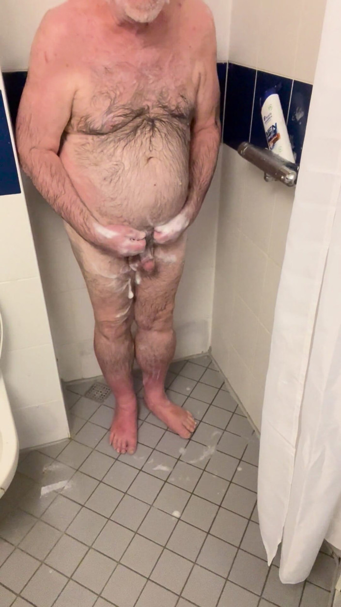 Coach Karl dude lodge: In the Shower with Coach Karl 6765