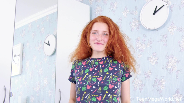 Teen Mega World: Freckled Babe kommer på leksak