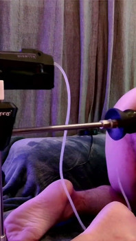 The Machine Ran a 40-minute Gangbang: 44 Men, 13,000 Strokes