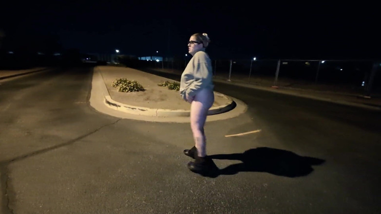 Rendezvousing Assets: Gruba żona BBW seks publiczny w chłodny poranek! Badblondiemonroe