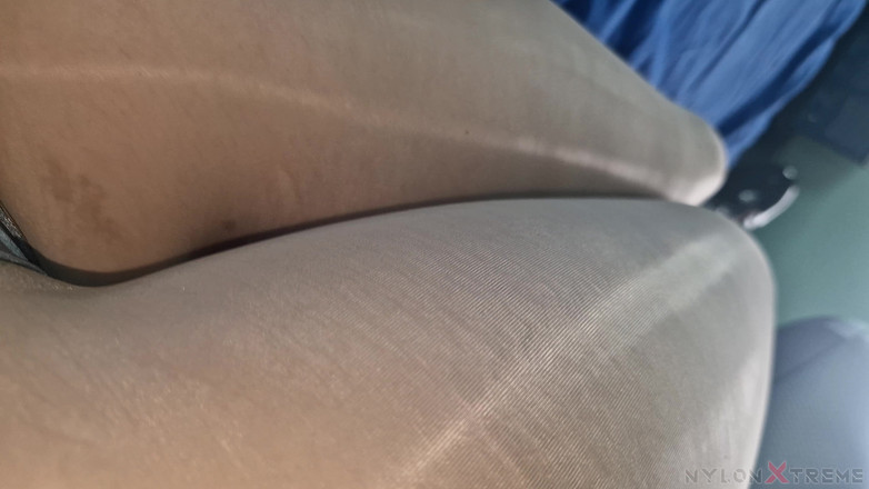 Nylon Xtreme: POV Elena Clark Zentai Catwomen Masturbation